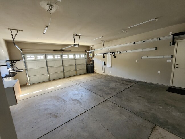 Building Photo - 884 Salinas Ave