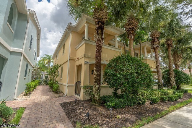 Foto del edificio - 28495 Villagewalk Blvd