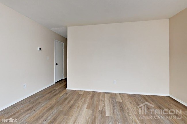 Building Photo - 45045 Logue Ct