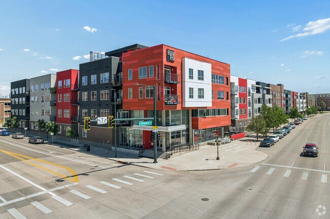 Building Photo - SB1K