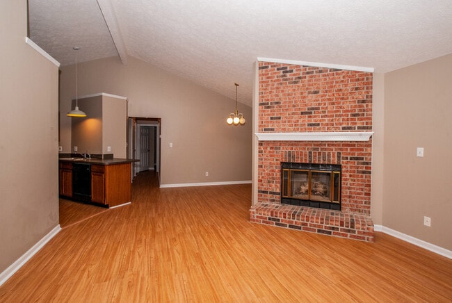 Foto del edificio - 3 Bedroom in Pike Township