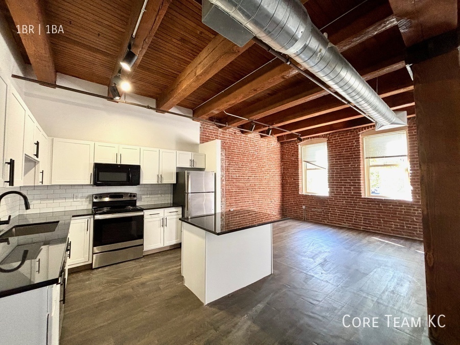 Foto principal - Beautiful 1 Bedroom Loft in River Market!