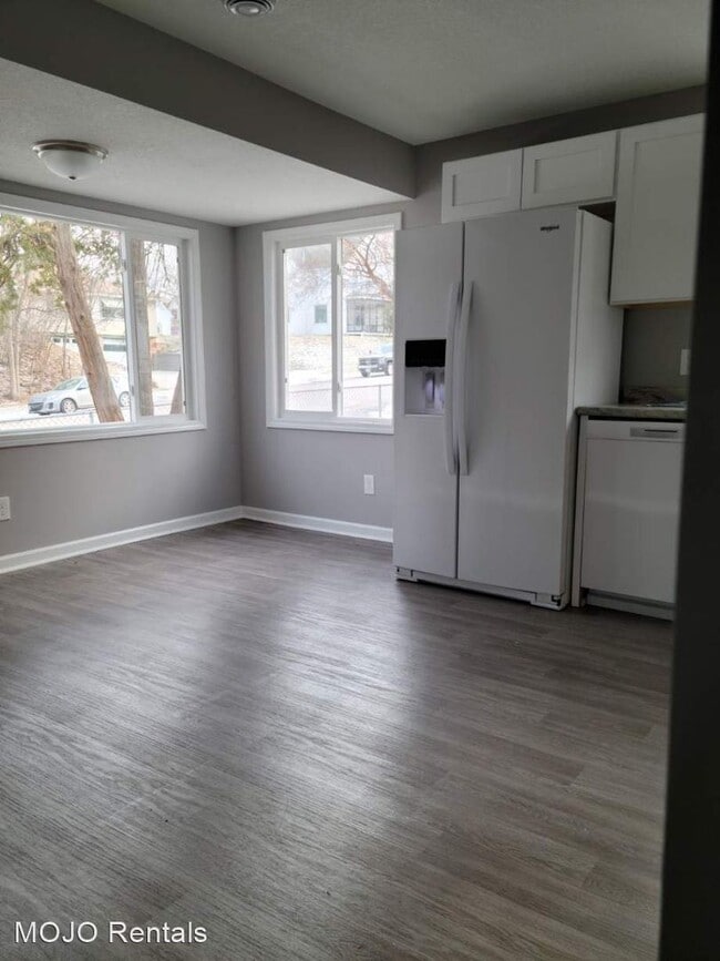 Building Photo - 3 br, 1 bath House - 597 Hall