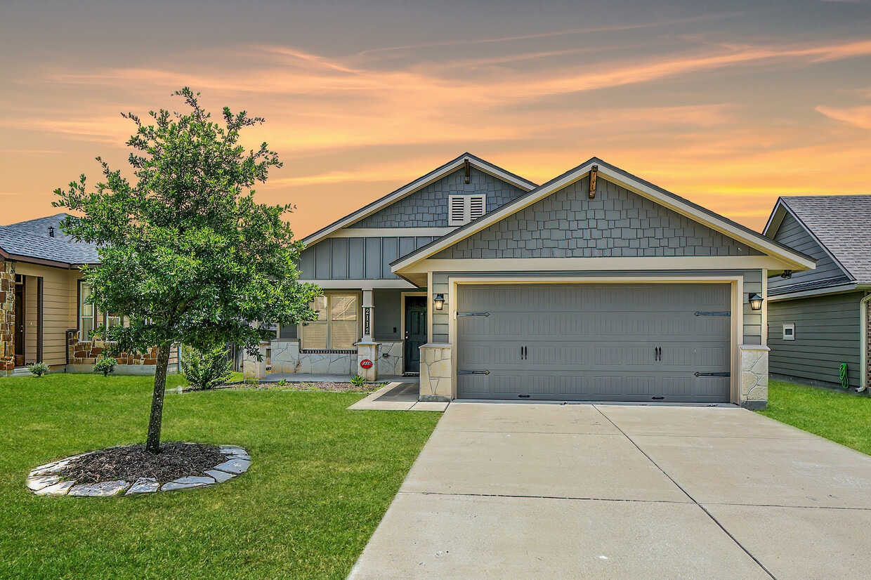 2112 Dumfries Drive, Bryan, Texas - 2112 Dumfries Dr