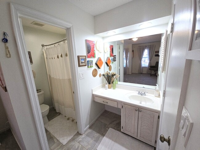 Photo - 1017 Shelford Ct House