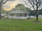 Foto principal - Available to Show