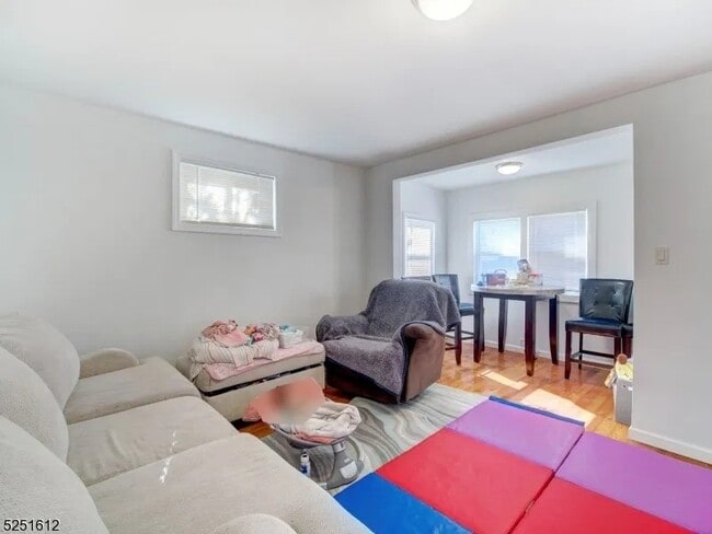 Building Photo - 1210 Roselle St