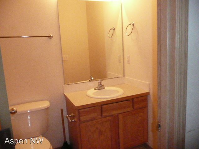 Building Photo - 3 br, 2 bath House - 17217 2nd St. NW