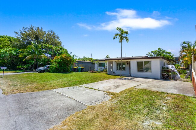 Foto del edificio - 2748 SW 46th Ct