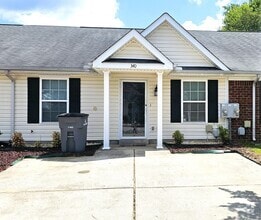 Building Photo - 340 Greendale Pl