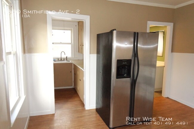 Building Photo - 850 Smithfield Ave