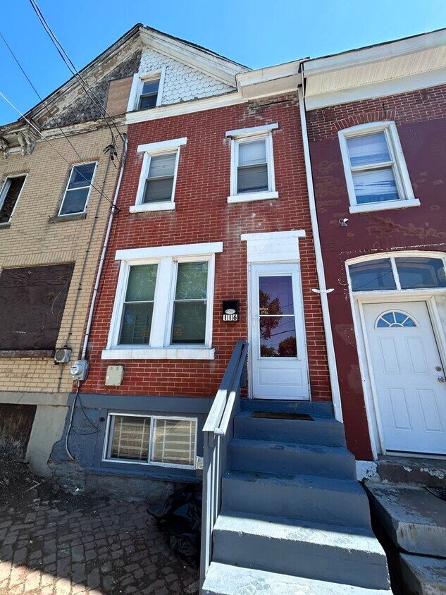 116 Old Rose St, Trenton, NJ 08691 House Rental in Trenton, NJ