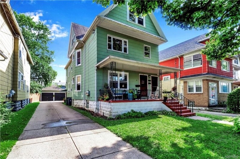 21 Bloomfield St Unit Upper, Buffalo, NY 14220 Apartment for Rent in