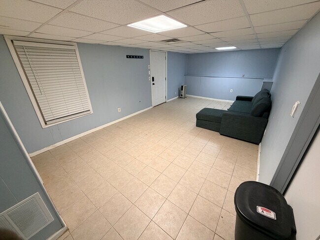 Foto del edificio - 866 Brandy Oaks Ln