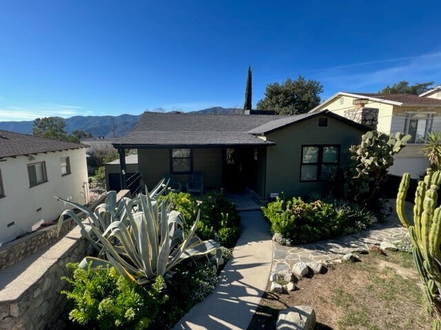 Foto principal - 3312 Alabama St