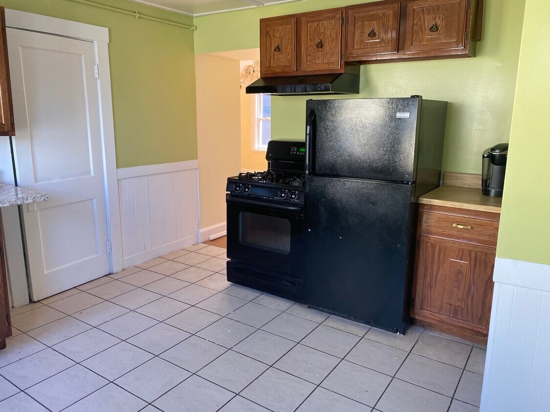 17 Gledhill Ave, Everett, MA 02149 - 17 Gledhill Ave Everett, MA 02149
