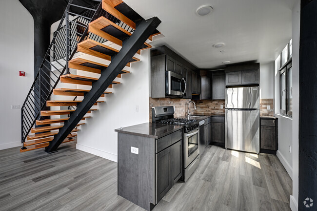 1BR, 1.5BA - 1008 SF - Kitchen - South Street Lofts