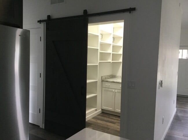 Pantry - 5571 Cheryl Dr