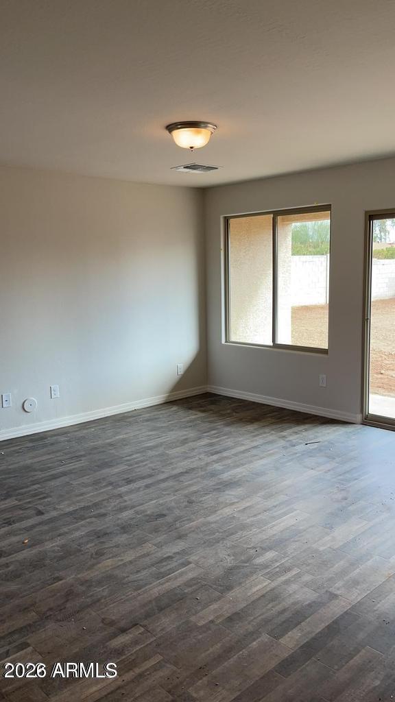 Building Photo - 825 Country Village Ln