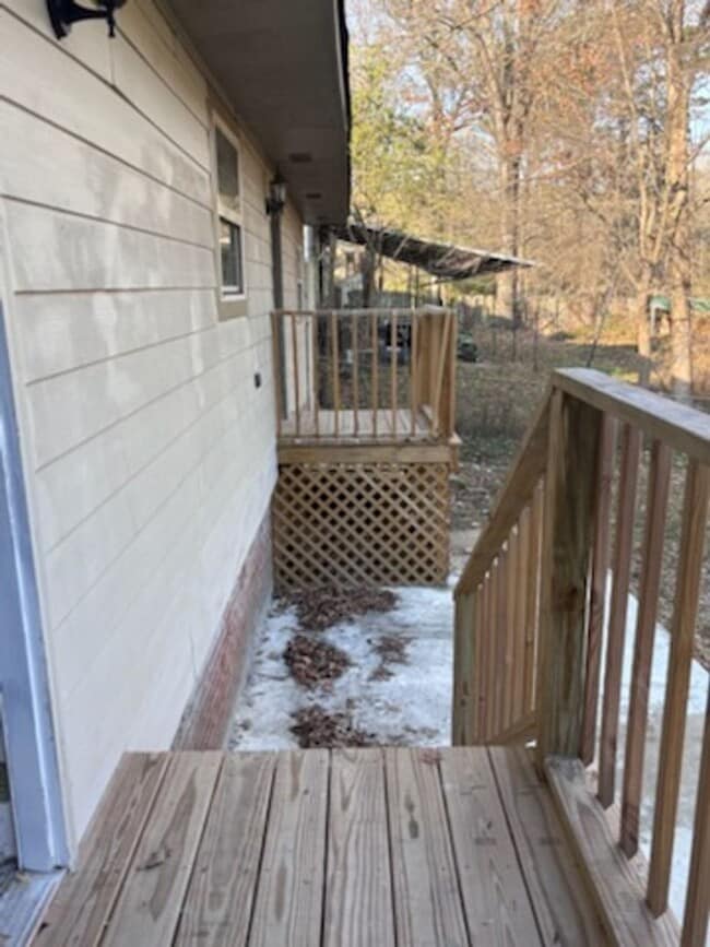 Foto del edificio - 304 Catalina Cir