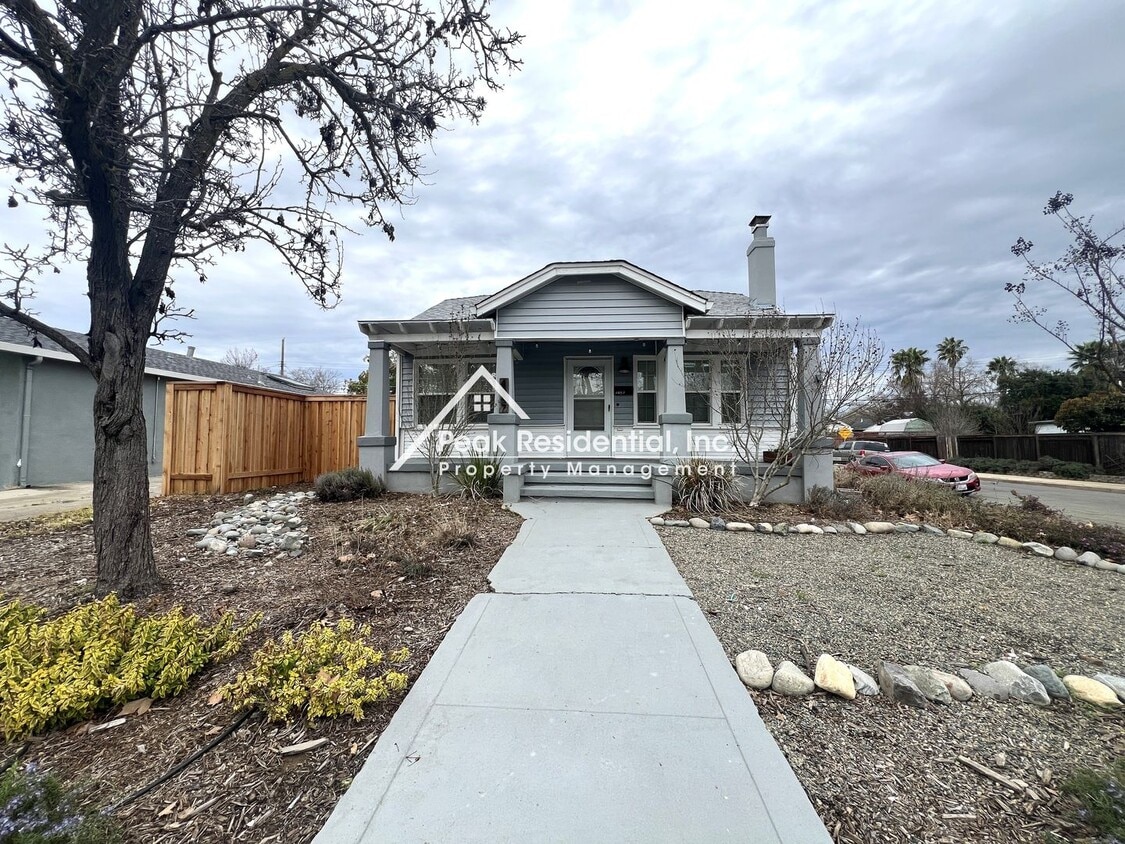 Charming Tahoe Park 2bd/1ba House - Charming Tahoe Park 2bd/1ba House