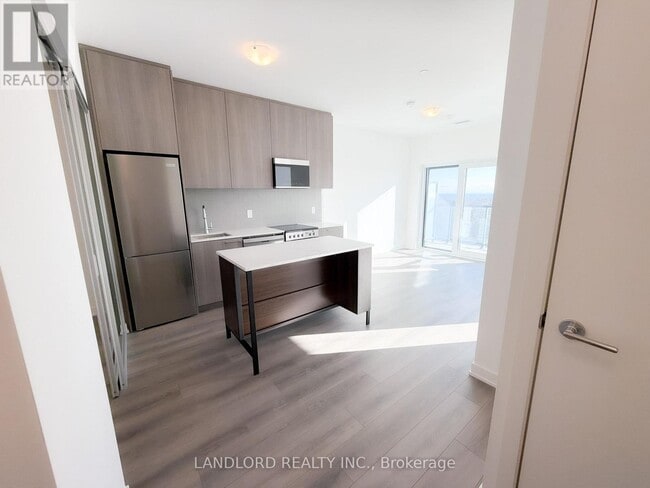 Building Photo - 7439 Kingston Rd