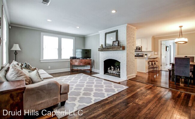 Foto del edificio - 3 br, 2 bath House - 223 Sisson Ave