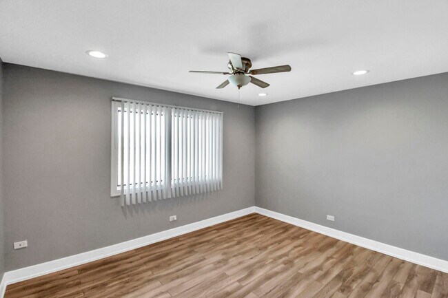 Foto del edificio - 16622 Theresa Ln