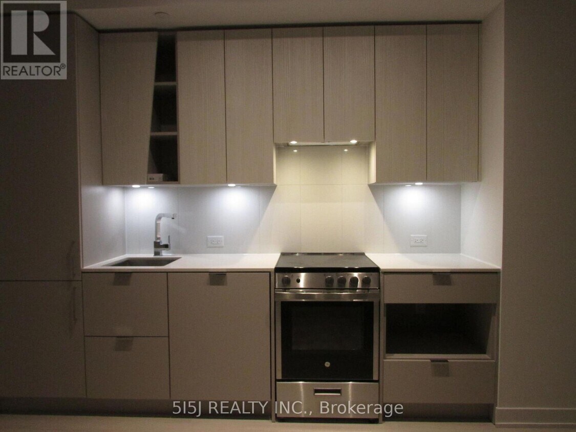 Primary Photo - 3883 Quartz Rd