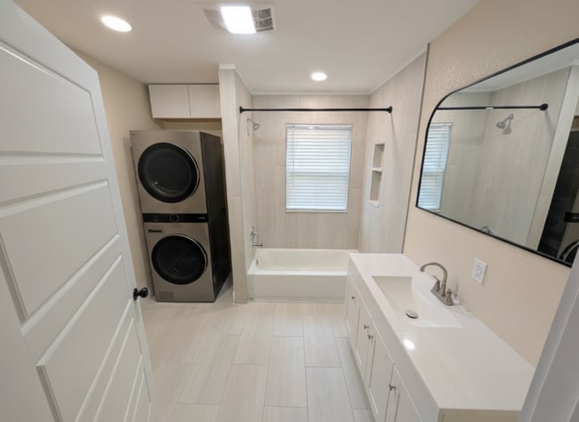 Building Photo - 372 Cumberland Trail