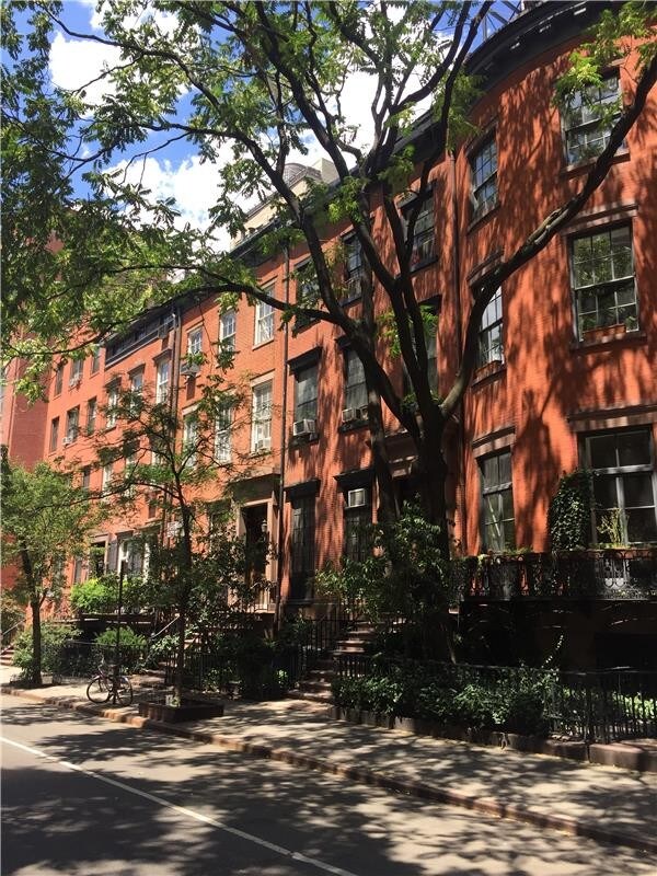 Building Photo - 21 West 16th Street