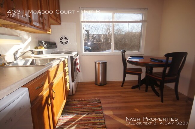Building Photo - 2 Bed/1 Bath near South County Mall
