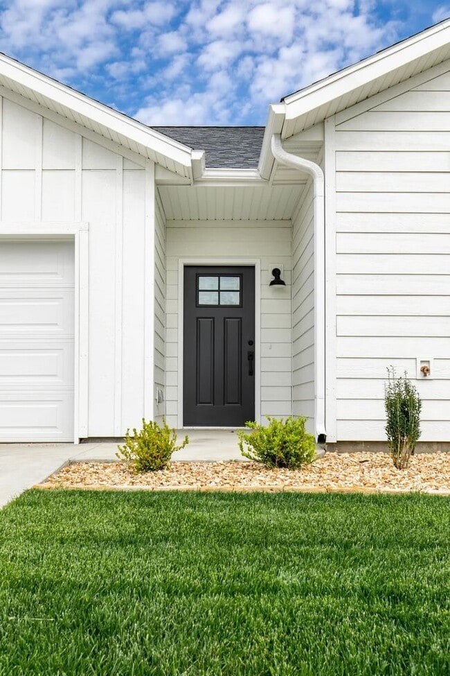 Interior Photo - Deerbrook Farms
