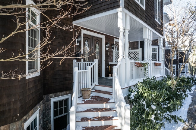 Entrance - 42 Dwight Pl