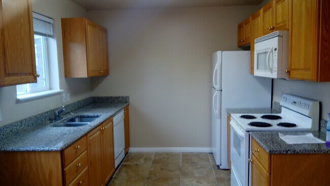 Foto del edificio - 1 Bed 1 bath at Brentwood townhomes