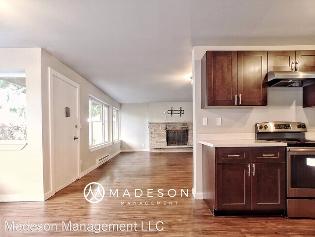 Foto del edificio - 6736 24th Ave NW
