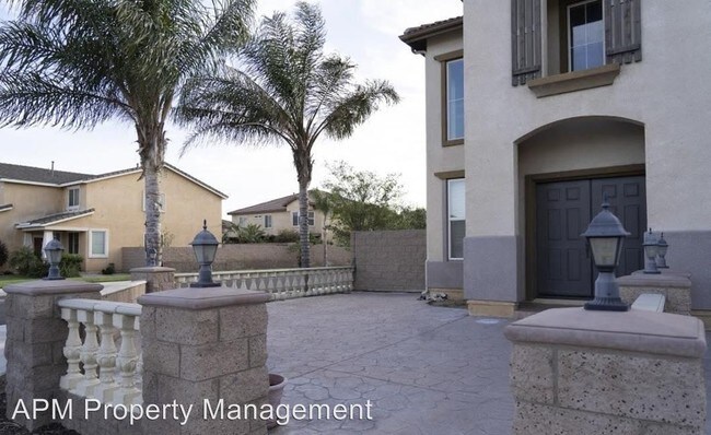 Foto del edificio - 4 br, 3.5 bath House - 6643 Theresa St.