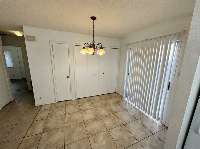 Foto del edificio - 8869 Meadow Range St