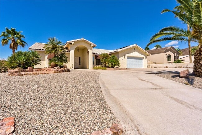 Building Photo - 3 Bed/2 Bath Long Term Rental in LHC!