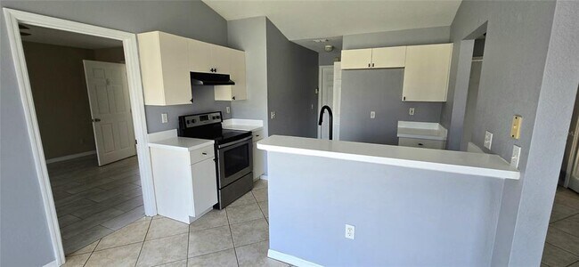 Foto del edificio - 462 Magpie Ct