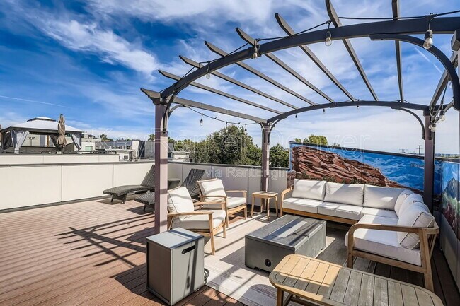 Foto del edificio - 1212 N Perry St
