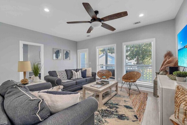 Foto del edificio - 61 Sunfish St