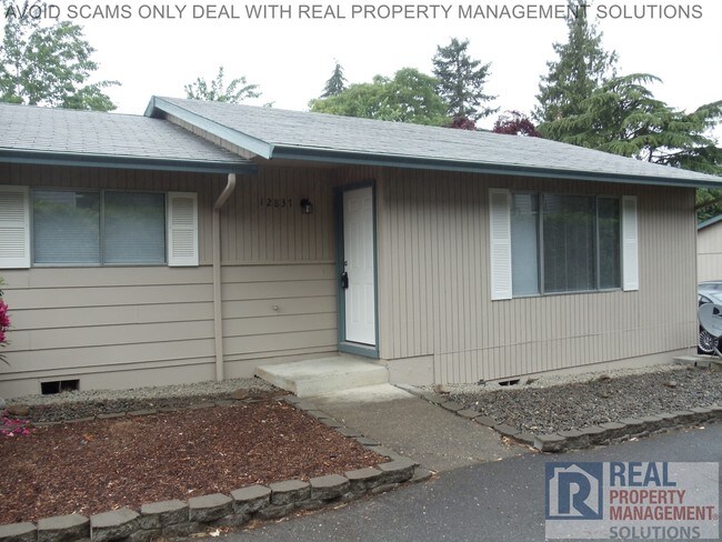 Foto del edificio - 12837 SE Foster Rd