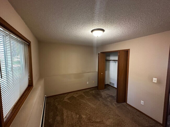 Foto del edificio - 812 6th Ave NE