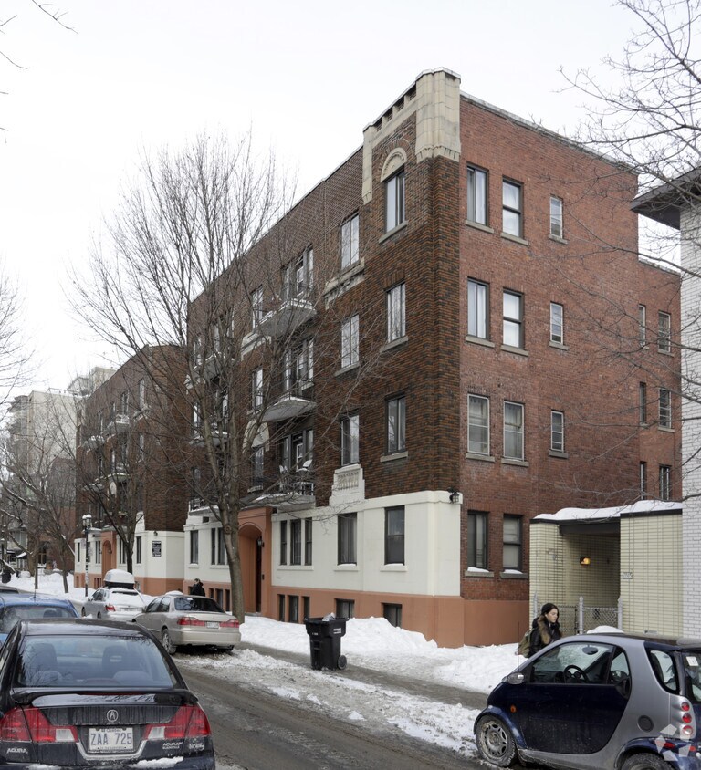 Building Photo - 3515-3525 Rue Durocher