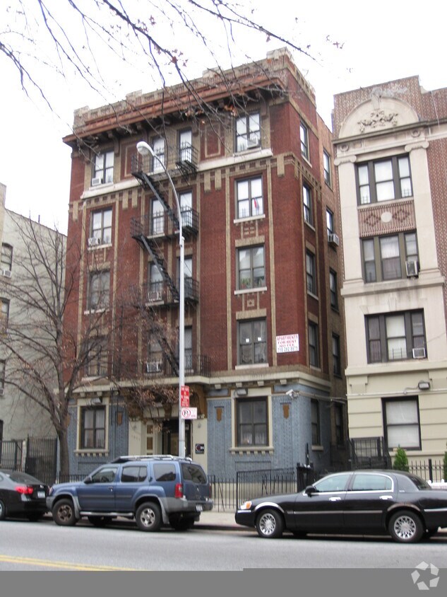 Building Photo - 1021 Ocean Ave