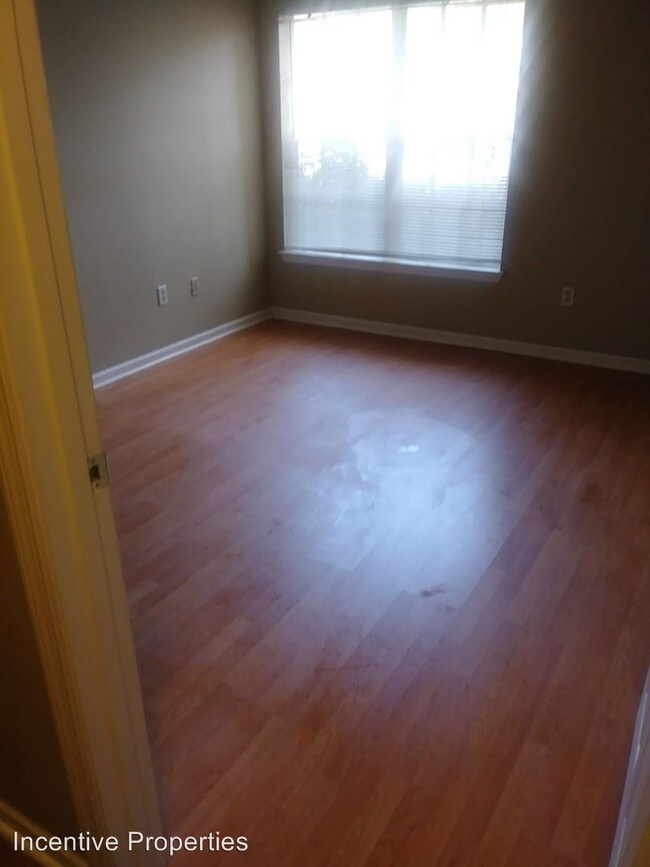 Building Photo - 4356 S Kirkman Rd