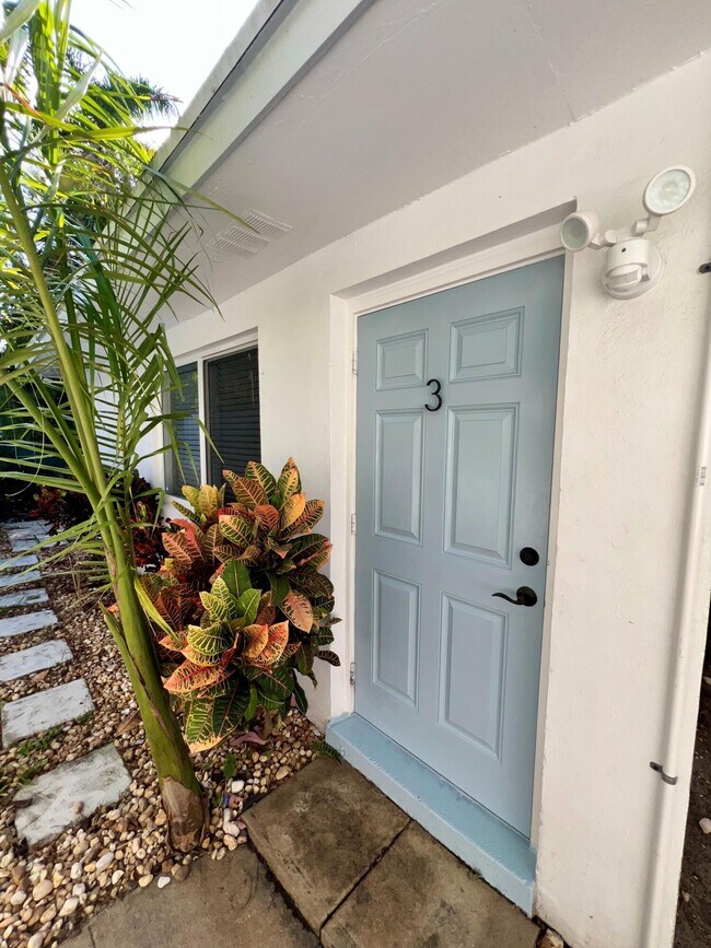 Foto del edificio - 1235 Beach Rd