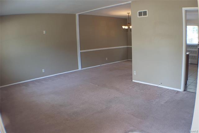 Building Photo - 1213 Foxview Terrace