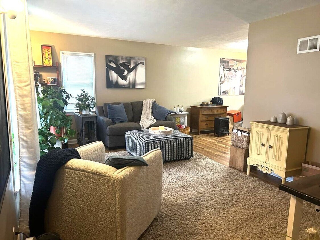 Foto principal - 532 Gilbert Ave